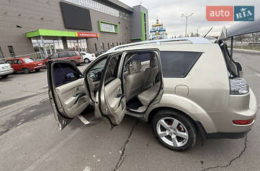 Внедорожник / Кроссовер Mitsubishi Outlander XL 2007 в Кривом Роге