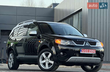 Позашляховик / Кросовер Mitsubishi Outlander XL 2008 в Дрогобичі