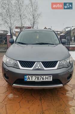 Позашляховик / Кросовер Mitsubishi Outlander XL 2007 в Рожнятові