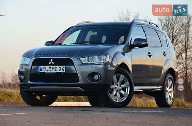 Внедорожник / Кроссовер Mitsubishi Outlander XL 2010 в Стрые