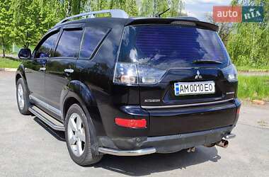 Позашляховик / Кросовер Mitsubishi Outlander XL 2007 в Чуднові