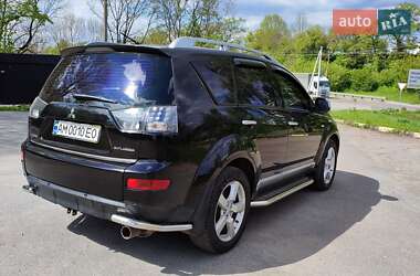 Позашляховик / Кросовер Mitsubishi Outlander XL 2007 в Чуднові