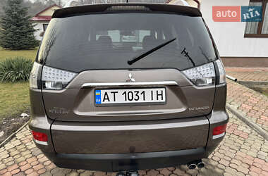 Позашляховик / Кросовер Mitsubishi Outlander XL 2010 в Коломиї