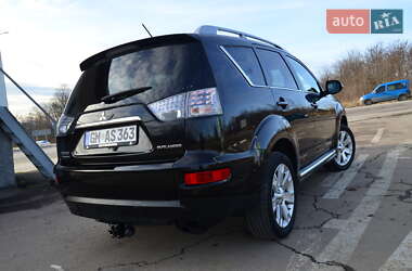 Позашляховик / Кросовер Mitsubishi Outlander XL 2011 в Дрогобичі