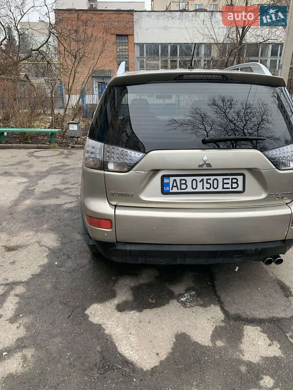 Внедорожник / Кроссовер Mitsubishi Outlander XL 2007 в Виннице фото 7 Внедорожник / Кроссовер Mitsubishi Outlander XL 2007 в Виннице