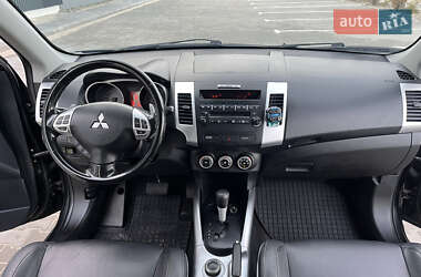 Внедорожник / Кроссовер Mitsubishi Outlander XL 2007 в Черкассах