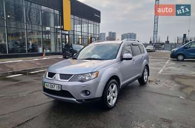 Позашляховик / Кросовер Mitsubishi Outlander XL 2008 в 