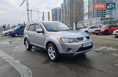 Позашляховик / Кросовер Mitsubishi Outlander XL 2008 в 