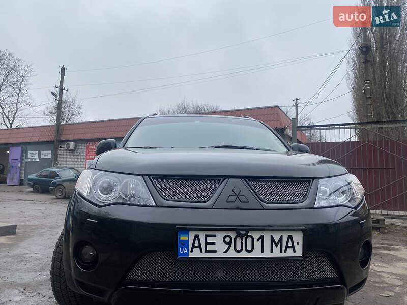 Позашляховик / Кросовер Mitsubishi Outlander XL 2007 в Вільногірську