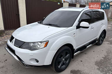 Позашляховик / Кросовер Mitsubishi Outlander XL 2008 в Запоріжжі