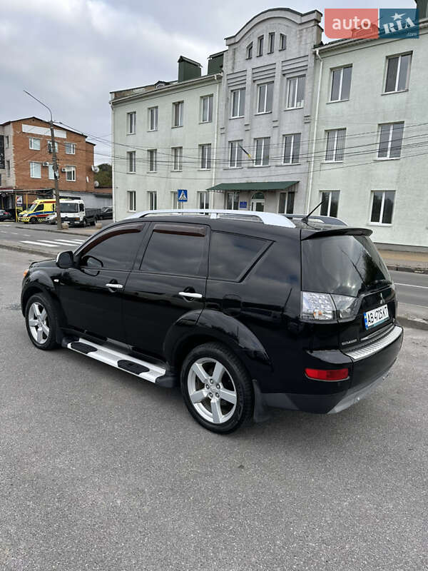 Внедорожник / Кроссовер Mitsubishi Outlander XL 2008 в Виннице