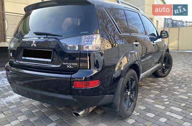 Внедорожник / Кроссовер Mitsubishi Outlander XL 2008 в Днепре