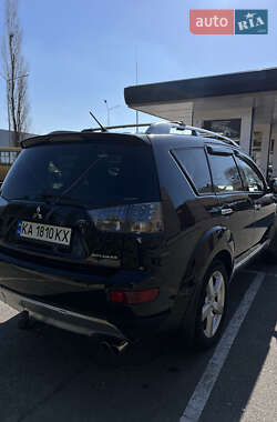 Внедорожник / Кроссовер Mitsubishi Outlander XL 2007 в 
