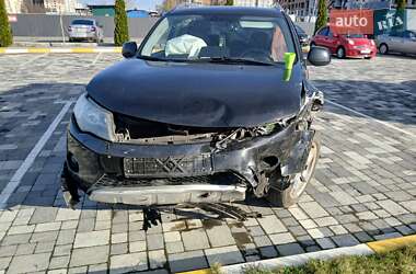 Позашляховик / Кросовер Mitsubishi Outlander XL 2008 в Бучі