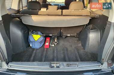 Внедорожник / Кроссовер Mitsubishi Outlander XL 2011 в 