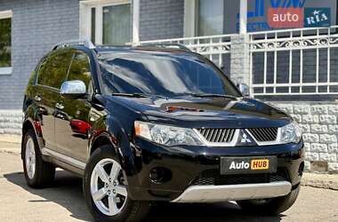 Позашляховик / Кросовер Mitsubishi Outlander XL 2008 в Харкові