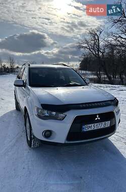 Позашляховик / Кросовер Mitsubishi Outlander XL 2011 в Тростянці