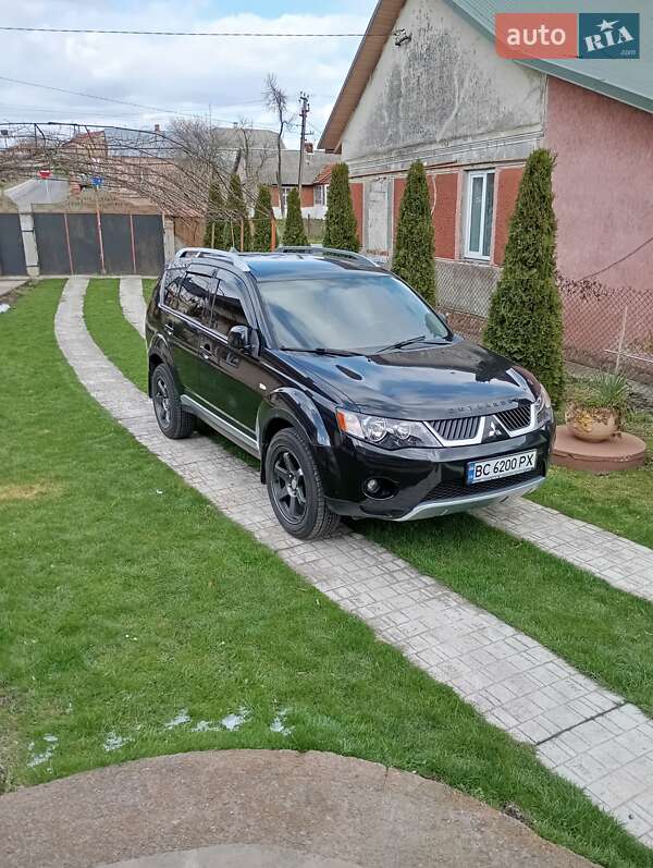 Mitsubishi Outlander XL 2008
