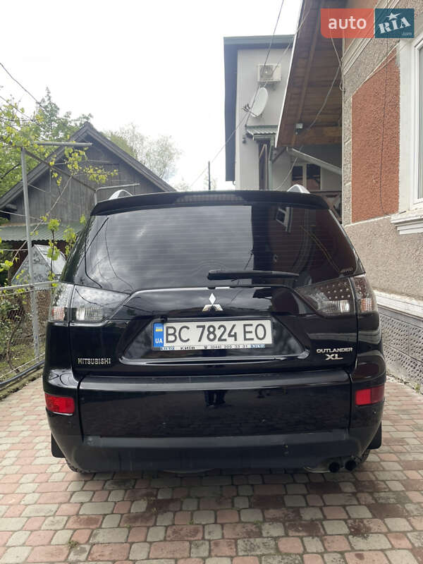 Внедорожник / Кроссовер Mitsubishi Outlander XL 2008 в Самборе