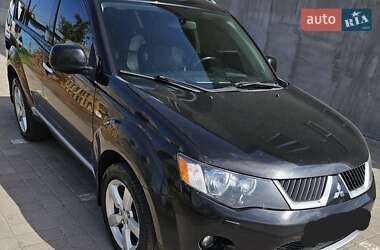 Внедорожник / Кроссовер Mitsubishi Outlander XL 2008 в Киеве