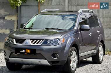 Позашляховик / Кросовер Mitsubishi Outlander XL 2008 в 