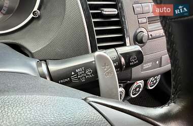 Позашляховик / Кросовер Mitsubishi Outlander XL 2008 в 