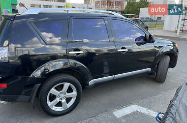 Внедорожник / Кроссовер Mitsubishi Outlander XL 2008 в Киеве
