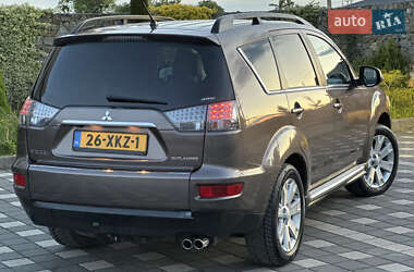 Внедорожник / Кроссовер Mitsubishi Outlander XL 2011 в 