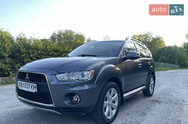 Внедорожник / Кроссовер Mitsubishi Outlander XL 2011 в 
