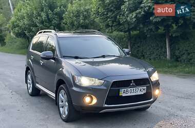 Внедорожник / Кроссовер Mitsubishi Outlander XL 2011 в 