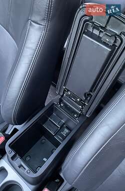 Внедорожник / Кроссовер Mitsubishi Outlander XL 2011 в 