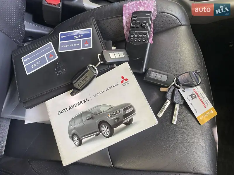 Внедорожник / Кроссовер Mitsubishi Outlander XL 2011 в Виннице документ