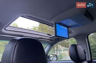 Внедорожник / Кроссовер Mitsubishi Outlander XL 2011 в 