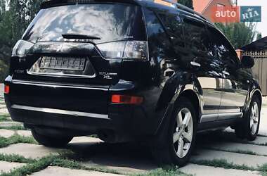 Внедорожник / Кроссовер Mitsubishi Outlander XL 2008 в 