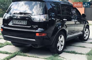 Внедорожник / Кроссовер Mitsubishi Outlander XL 2008 в 
