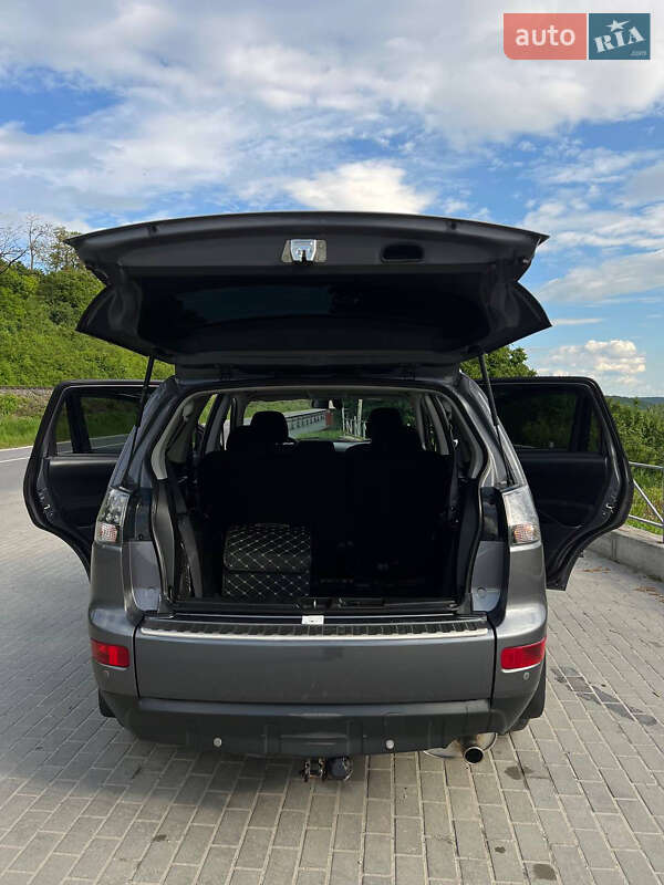 Позашляховик / Кросовер Mitsubishi Outlander XL 2007 в Теребовлі