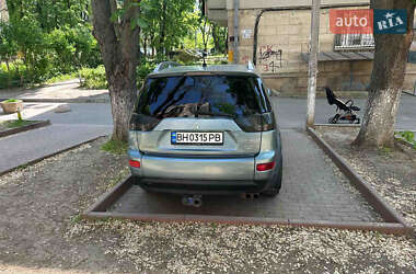 Внедорожник / Кроссовер Mitsubishi Outlander XL 2007 в 