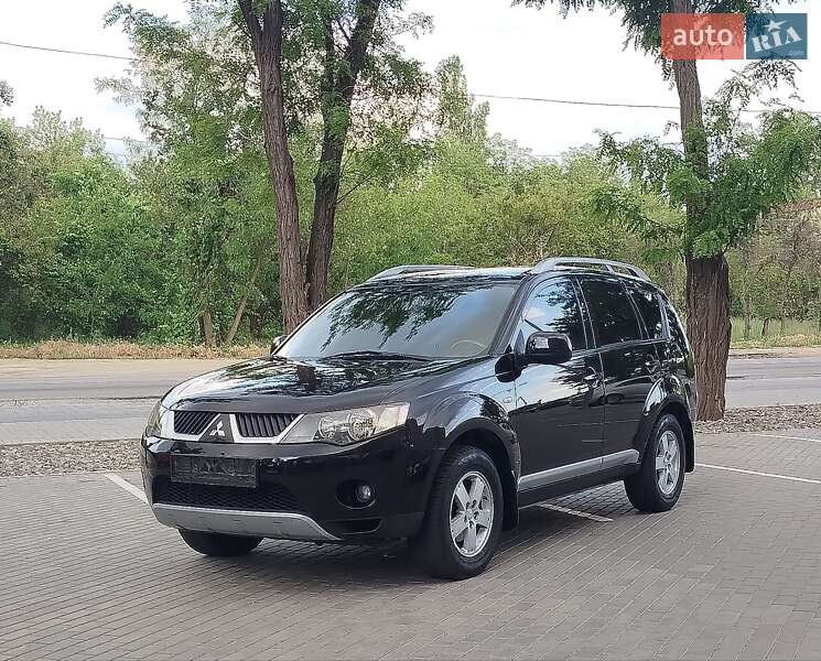 Mitsubishi Outlander XL 2008