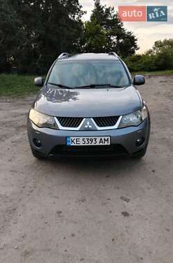 Внедорожник / Кроссовер Mitsubishi Outlander XL 2007 в 