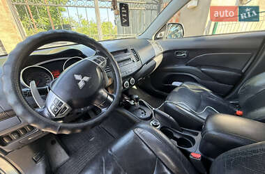 Внедорожник / Кроссовер Mitsubishi Outlander XL 2007 в 