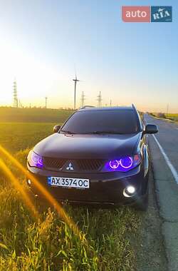 Внедорожник / Кроссовер Mitsubishi Outlander XL 2008 в Харькове