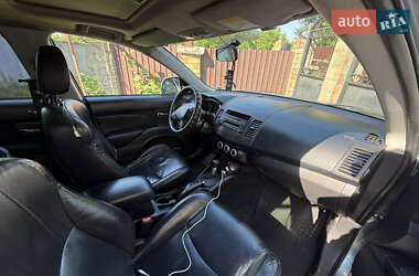 Внедорожник / Кроссовер Mitsubishi Outlander XL 2007 в 