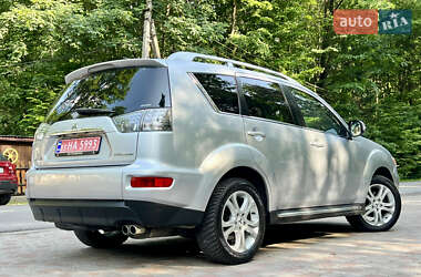 Внедорожник / Кроссовер Mitsubishi Outlander XL 2011 в 