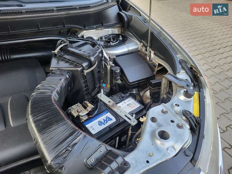 Позашляховик / Кросовер Mitsubishi Outlander XL 2007 в Хмельницькому