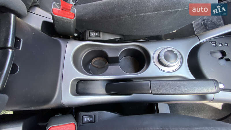 Внедорожник / Кроссовер Mitsubishi Outlander XL 2010 в Первомайске