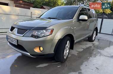 Позашляховик / Кросовер Mitsubishi Outlander XL 2008 в Бердичеві