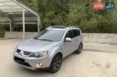 Внедорожник / Кроссовер Mitsubishi Outlander XL 2008 в Киеве