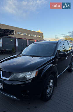Позашляховик / Кросовер Mitsubishi Outlander XL 2008 в Запоріжжі