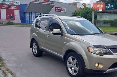 Позашляховик / Кросовер Mitsubishi Outlander XL 2009 в Краматорську