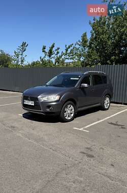 Внедорожник / Кроссовер Mitsubishi Outlander XL 2010 в Кривом Роге